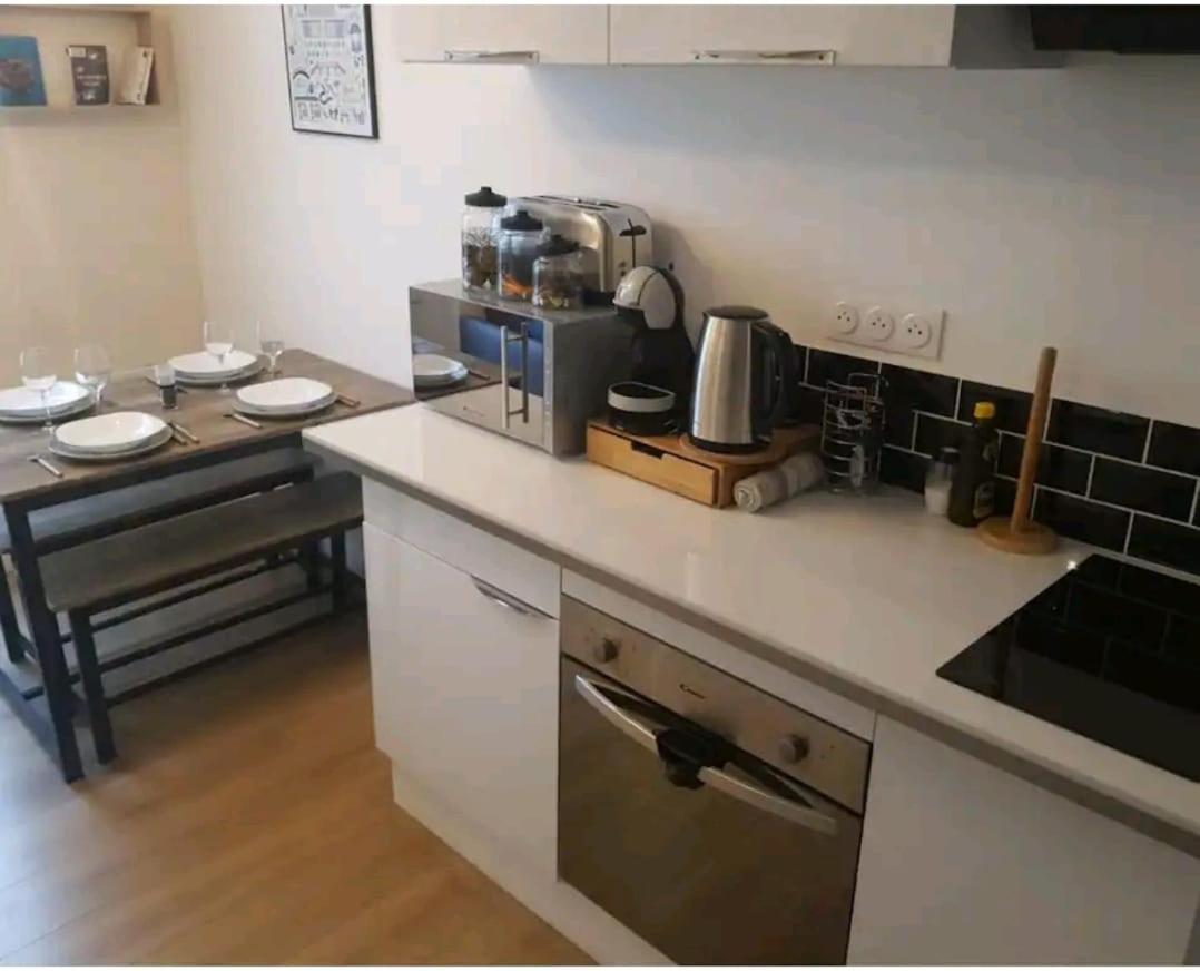 Apartmán Le Petit Poitevin -Hyper Centre - Wi-Fi- Netflix Gratuit Niort Exteriér fotografie